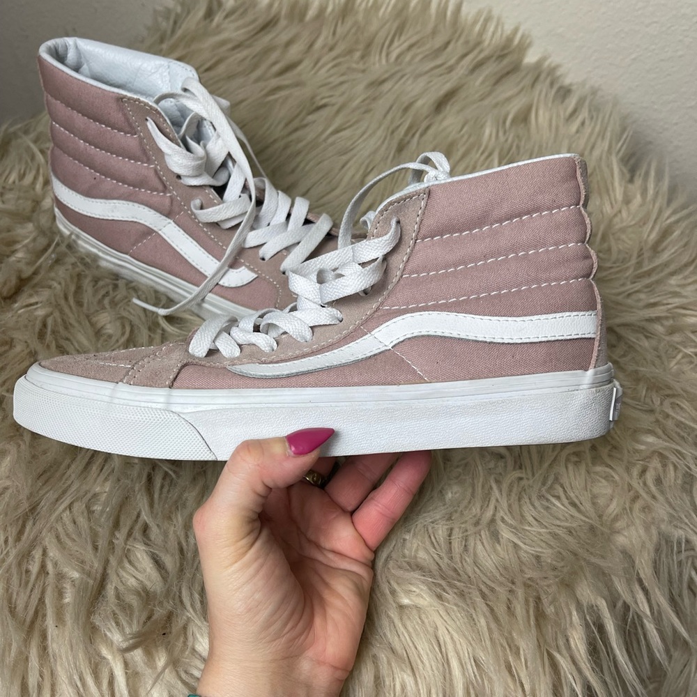 Vans • SK8 Hi Sneaker • Pink • 7.5